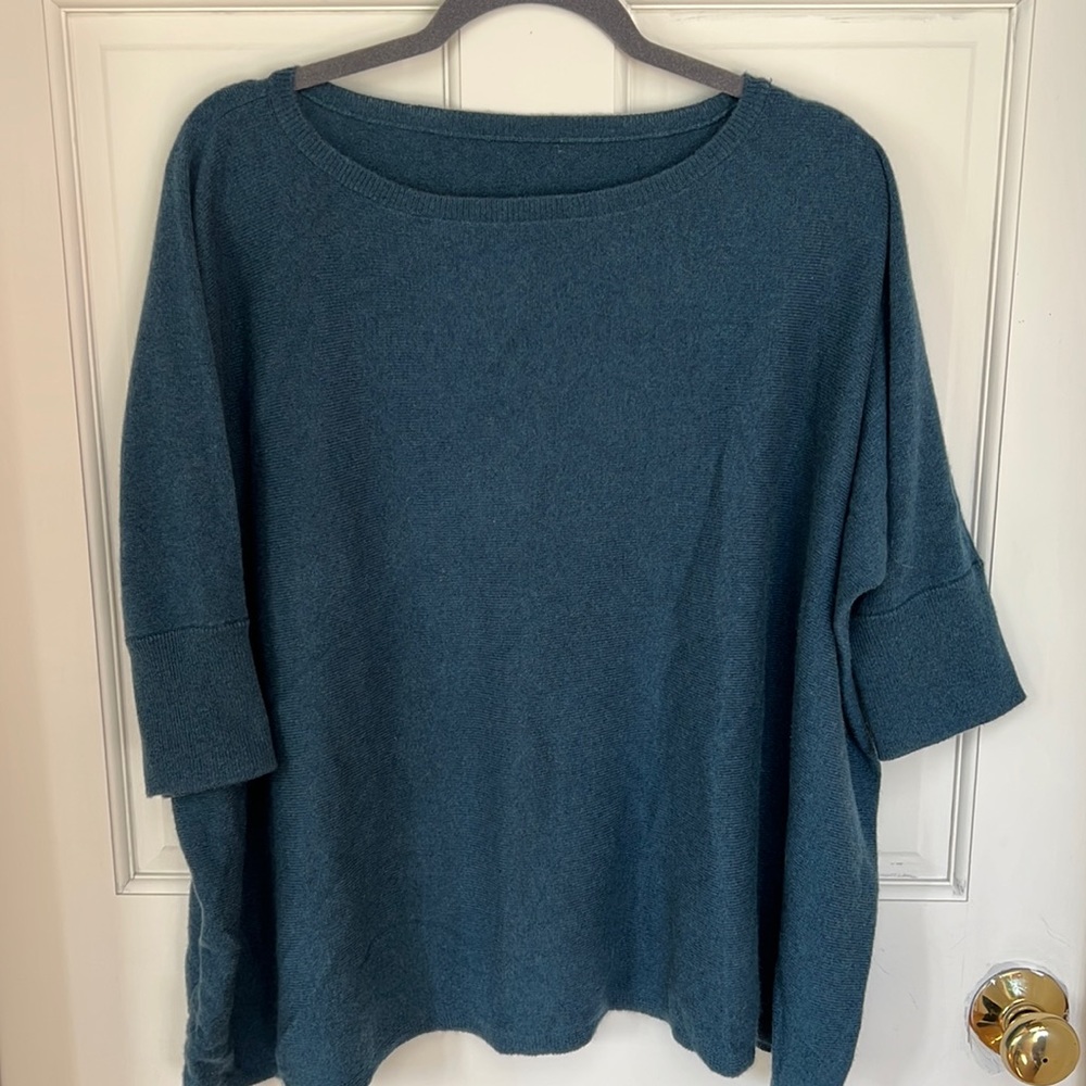 Garnet Hill boxy cashmere sweater